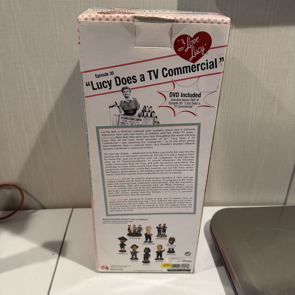 Gemmy Vtg Lucy Does a TV Commercial Animated Figure Voiced‎ W/DVD in Box - Picture 9 of 12